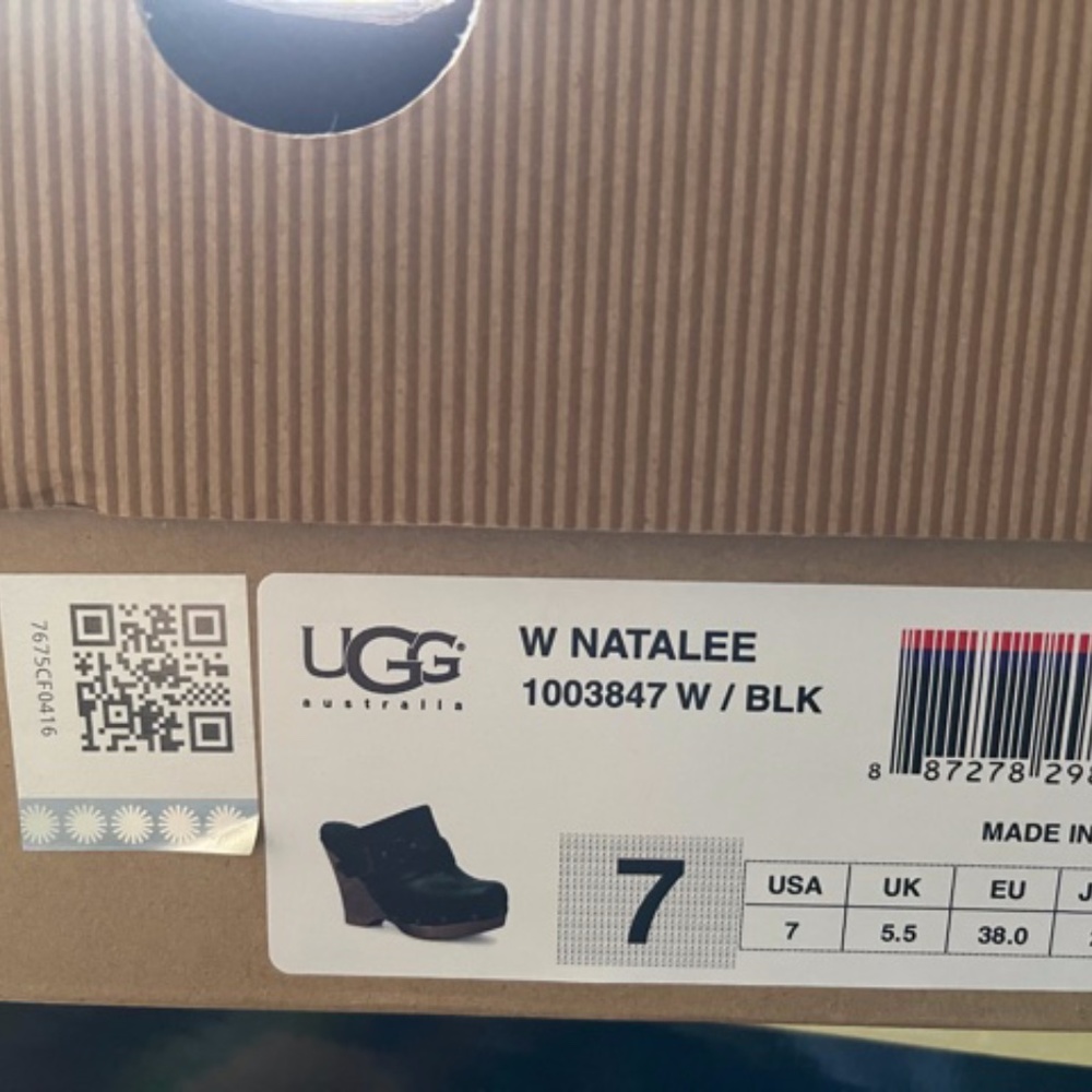 UGG Natalee clogs black leather